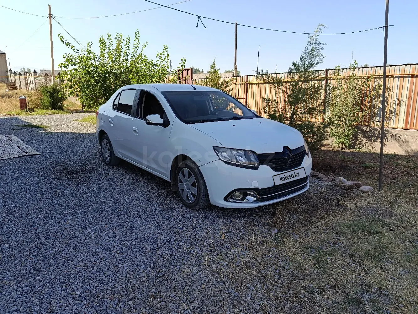 Renault Logan, 2015