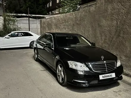Mercedes-Benz S 500 2011 года за 17 000 000 тг. в Алматы – фото 2