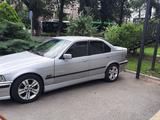 BMW 320 1995 годаүшін1 850 000 тг. в Алматы – фото 4