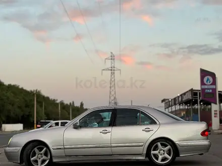 Mercedes-Benz E 280 2001 года за 4 500 000 тг. в Тараз – фото 20