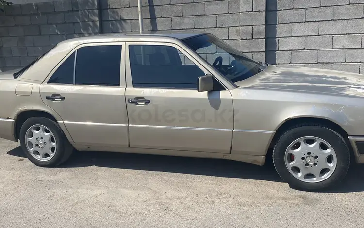 Mercedes-Benz E 230 1990 годаүшін1 600 000 тг. в Алматы