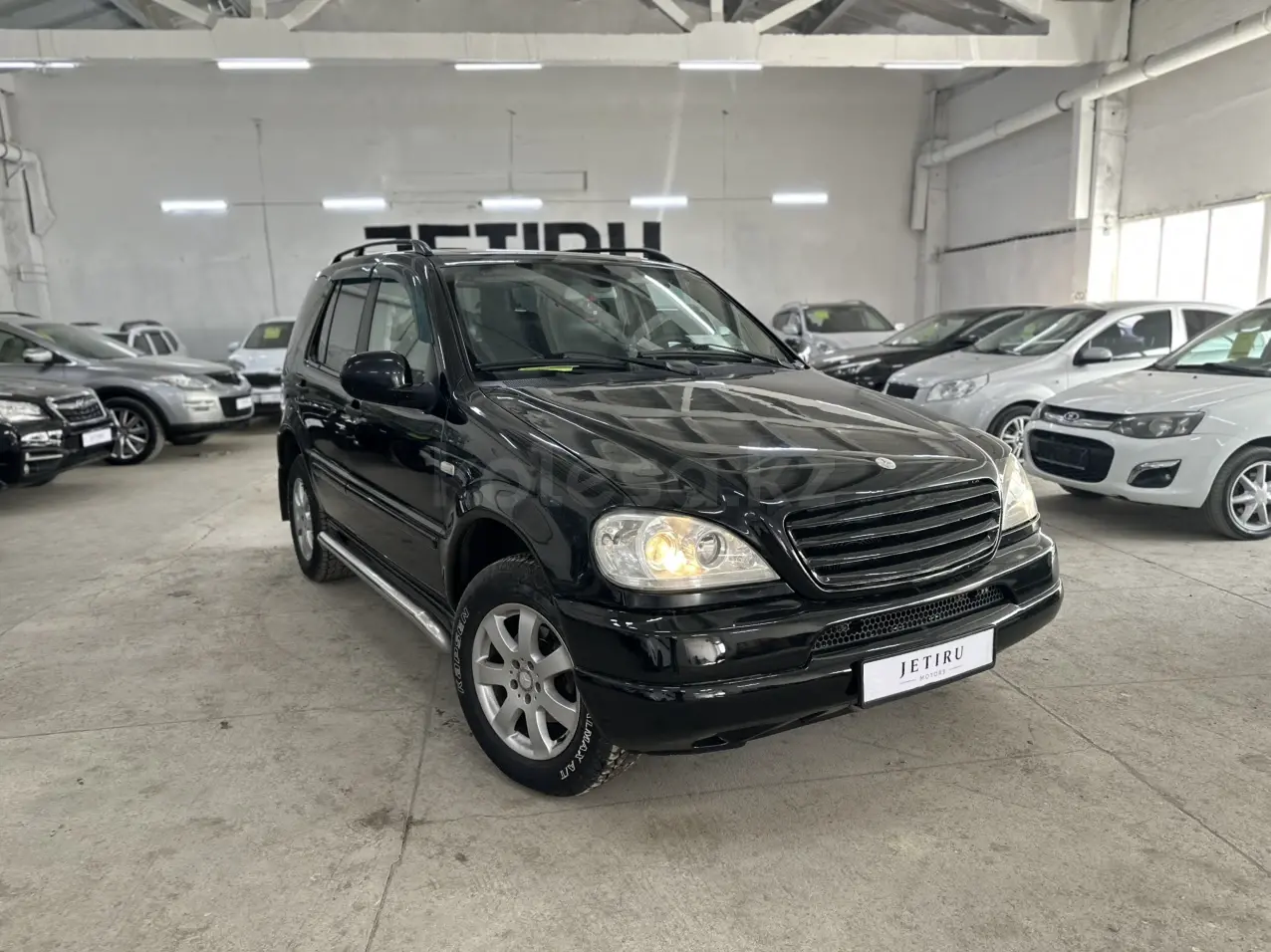 Mercedes-Benz M-Class, 2001