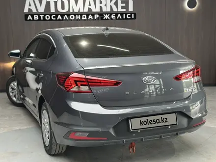 Hyundai Elantra 2020 года за 7 900 000 тг. в Актобе – фото 4