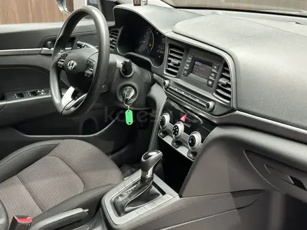 Hyundai Elantra 2020 года за 7 900 000 тг. в Актобе – фото 10