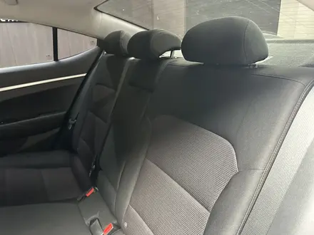 Hyundai Elantra 2020 года за 7 900 000 тг. в Актобе – фото 7
