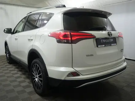 Toyota RAV4 2016 года за 12 100 000 тг. в Алматы – фото 2