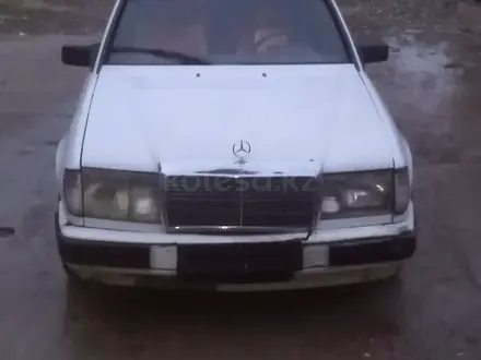 Mercedes-Benz E 230 1990 года за 600 000 тг. в Казыгурт