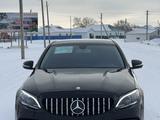 Mercedes-Benz C 200 2015 года за 11 000 000 тг. в Атырау – фото 2