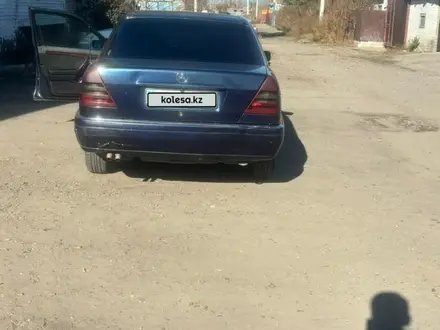 Mercedes-Benz C 200 1994 года за 1 600 000 тг. в Семей