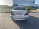 Mercedes-Benz C 180 2002 годаүшін3 400 000 тг. в Павлодар – фото 4