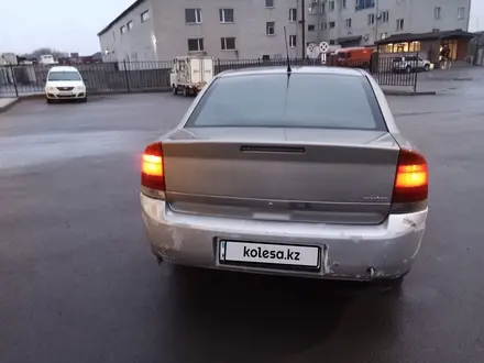 Opel Vectra 2002 года за 1 500 000 тг. в Караганда – фото 7