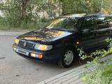Volkswagen Passat 1995 года за 2 630 000 тг. в Караганда – фото 3