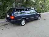 Volkswagen Passat 1995 года за 2 630 000 тг. в Караганда – фото 5