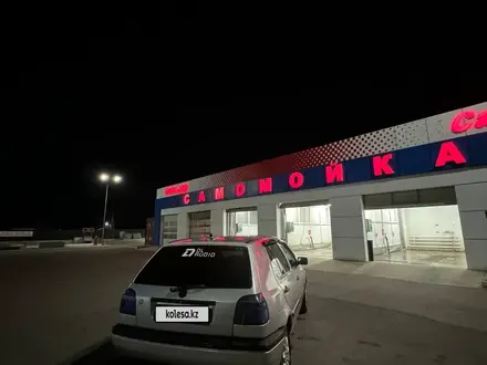 Volkswagen Golf 1996 года за 1 500 000 тг. в Алматы – фото 3