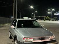 Volkswagen Golf 1996 года за 1 500 000 тг. в Алматы