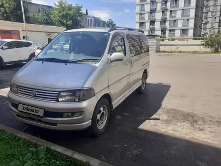 Toyota HiAce Regius 1997 года за 3 500 000 тг. в Алматы – фото 3