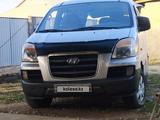 Hyundai Starex 2005 года за 3 200 000 тг. в Мырзакент – фото 2