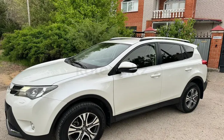 Toyota RAV4 2013 годаүшін10 200 000 тг. в Актобе