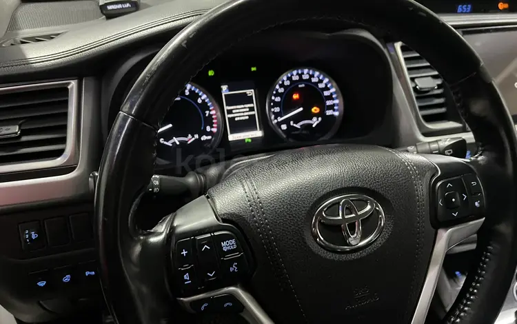 Toyota Highlander 2017 года за 19 000 000 тг. в Костанай