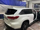 Toyota Highlander 2017 года за 19 000 000 тг. в Костанай – фото 4