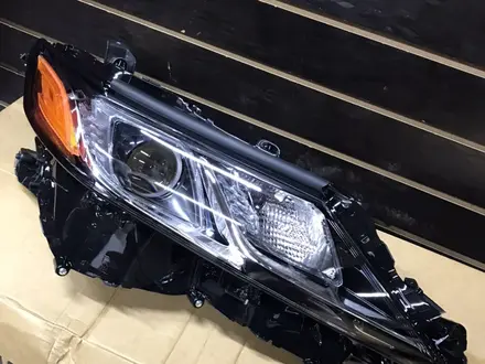 Фара передняя SE LE camry 70 USA за 10 000 тг. в Алматы – фото 3