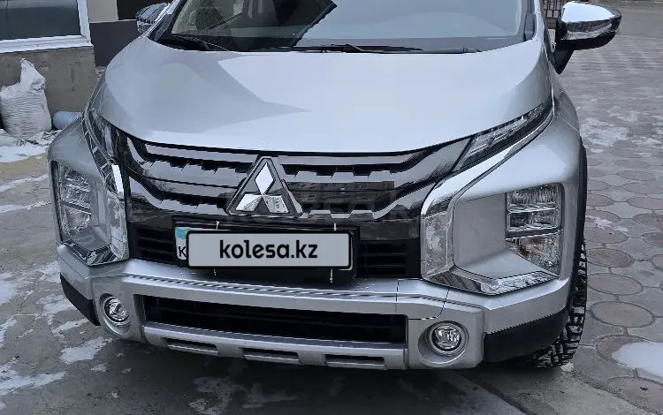 Mitsubishi Xpander Cross 2022 года за 12 400 000 тг. в Семей