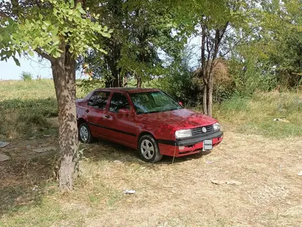 Volkswagen Vento 1992 года за 850 000 тг. в Сарыкемер – фото 9