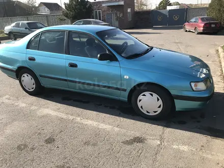 Toyota Carina E 1996 года за 1 500 000 тг. в Алматы – фото 4