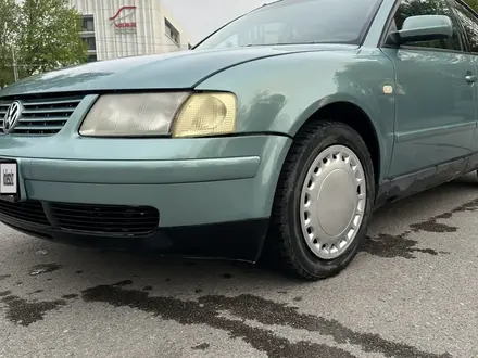 Volkswagen Passat 1999 года за 1 800 000 тг. в Алматы – фото 15