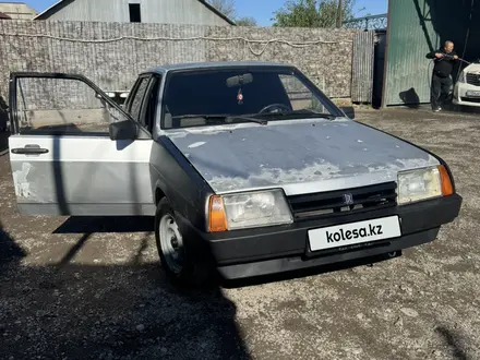 ВАЗ (Lada) 21099 2003 года за 550 000 тг. в Шымкент – фото 2