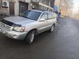 Toyota Highlander 2004 года за 6 800 000 тг. в Алматы