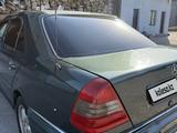 Mercedes-Benz C 180 1994 года за 1 400 000 тг. в Сарыагаш – фото 2