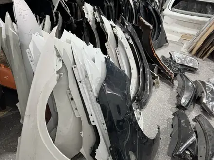 Крыло Hyundai за 14 000 тг. в Астана