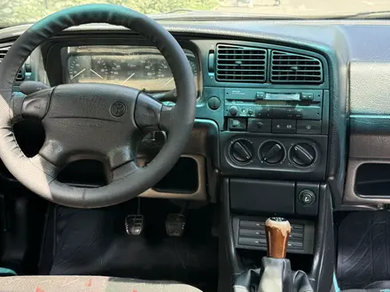 Volkswagen Passat 1996 года за 2 600 000 тг. в Тараз – фото 17
