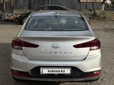 Hyundai Elantra 2021 года за 6 800 000 тг. в Шымкент – фото 2
