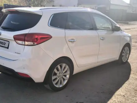 Kia Carens 2014 года за 8 000 000 тг. в Кокшетау – фото 3