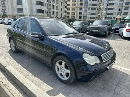 Mercedes-Benz C 180 2001 года за 3 300 000 тг. в Алматы – фото 3