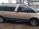 Toyota Estima Emina 1998 годаfor2 500 000 тг. в Есик