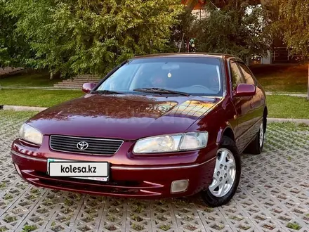 Toyota Camry 1997 года за 3 800 000 тг. в Талдыкорган – фото 2