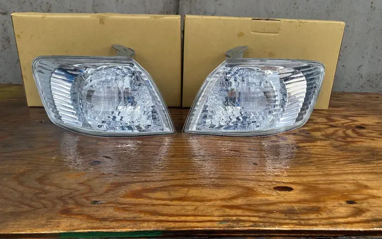 Поворотники toyota camry 25 за 5 000 тг. в Алматы