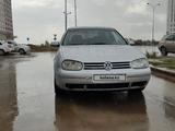 Volkswagen Golf 2001 годаүшін3 200 000 тг. в Астана – фото 4