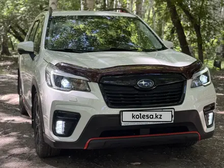 Subaru Forester 2021 года за 14 900 000 тг. в Усть-Каменогорск – фото 3