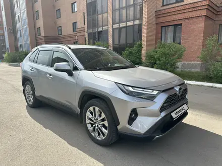 Toyota RAV4 2024 года за 20 100 000 тг. в Петропавловск