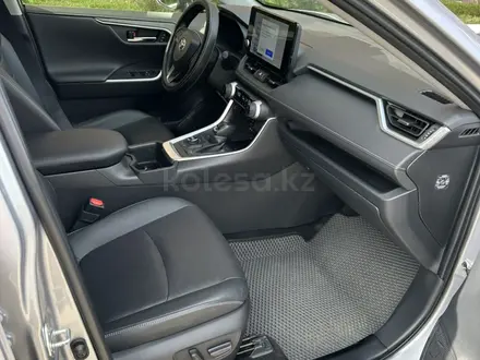 Toyota RAV4 2024 года за 20 100 000 тг. в Петропавловск – фото 18