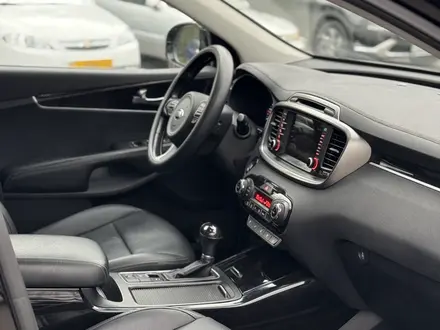 Kia Sorento 2015 года за 9 000 000 тг. в Алматы – фото 15