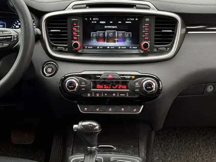 Kia Sorento 2015 года за 9 000 000 тг. в Алматы – фото 20