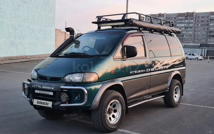 Mitsubishi Delica 1995 годаүшін7 500 000 тг. в Семей