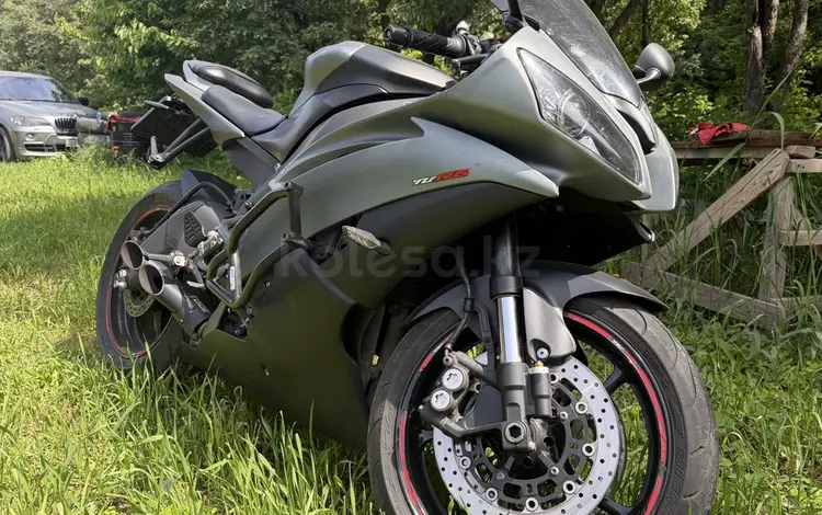 Yamaha  YZF-R6 2013 года за 3 800 000 тг. в Алматы
