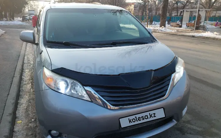 Toyota Sienna 2012 года за 11 700 000 тг. в Алматы