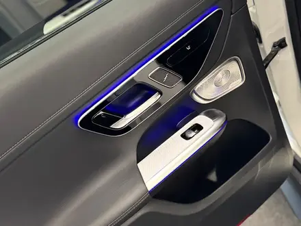 Mercedes-Benz GLC 200 4MATIC 2025 года за 44 238 340 тг. в Алматы – фото 7